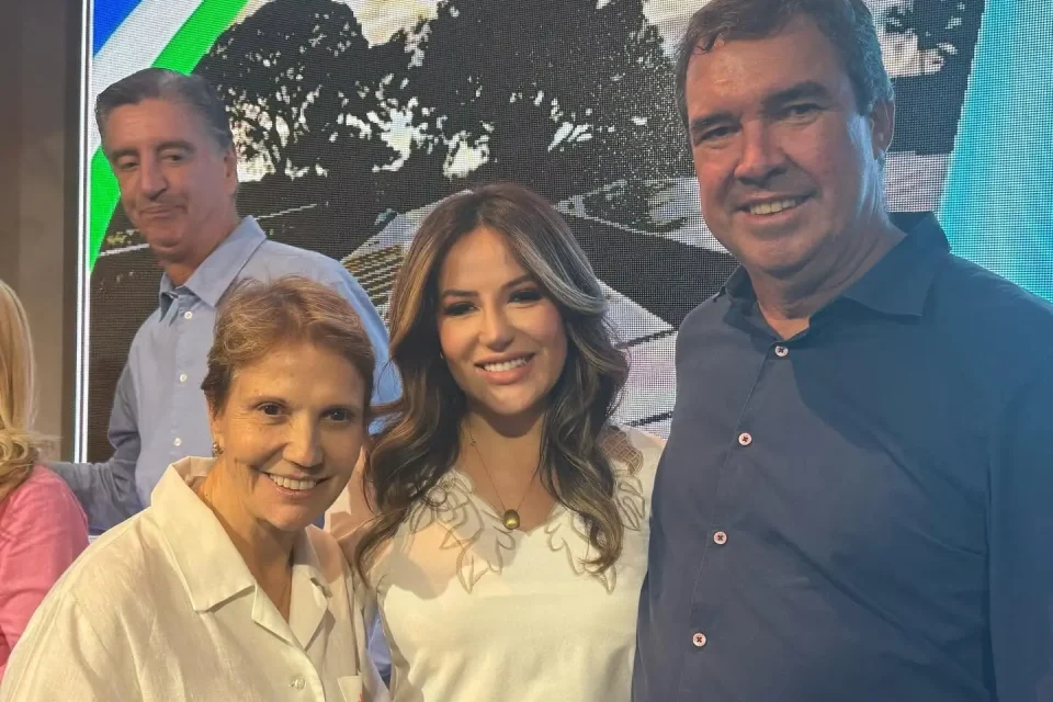 A convite de Tereza Cristina e Eduardo Riedel, Keliana Fernandes anuncia candidatura à Câmara Federal